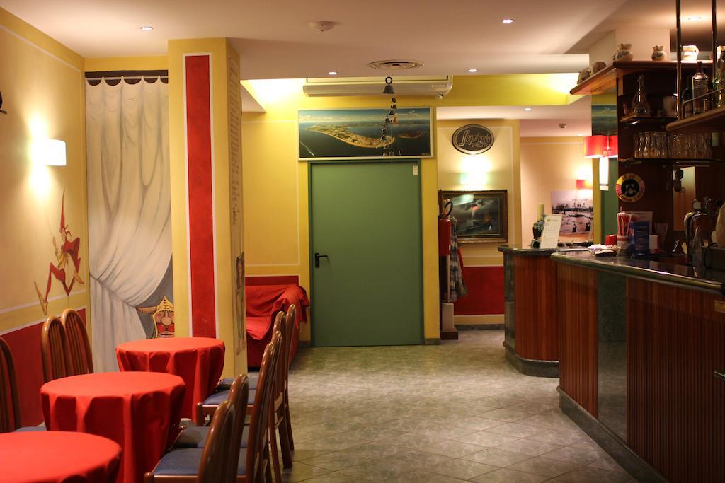 Hotel La Fenice Lignano Sabbiadoro Eksteriør bilde